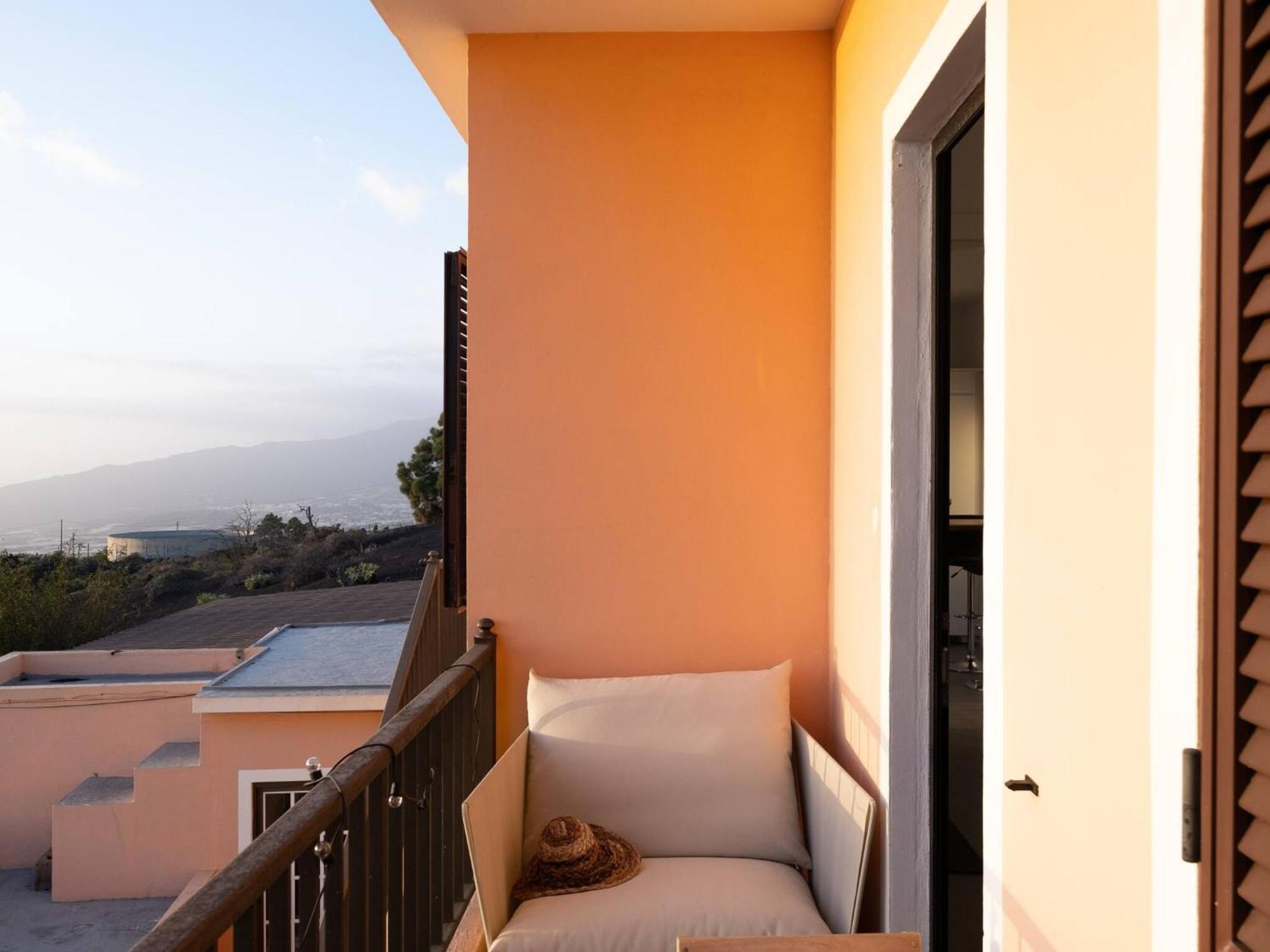 Finca Las Huellas - Moderno apartamento con vistas al mar y al volcán Los Llanos De Aridane Exterior foto